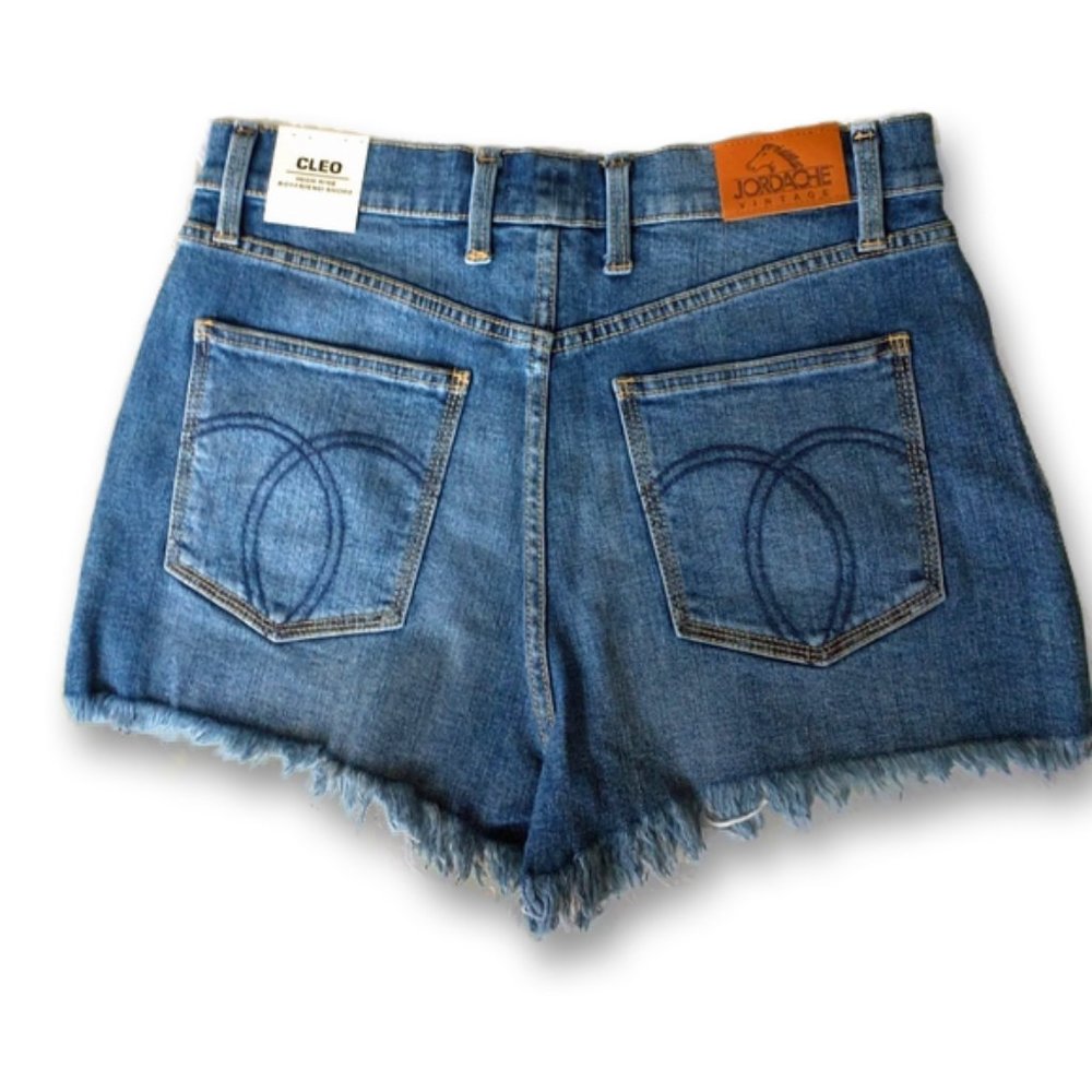 Jordache  Cleo High Rise Boyfriend Shorts 30